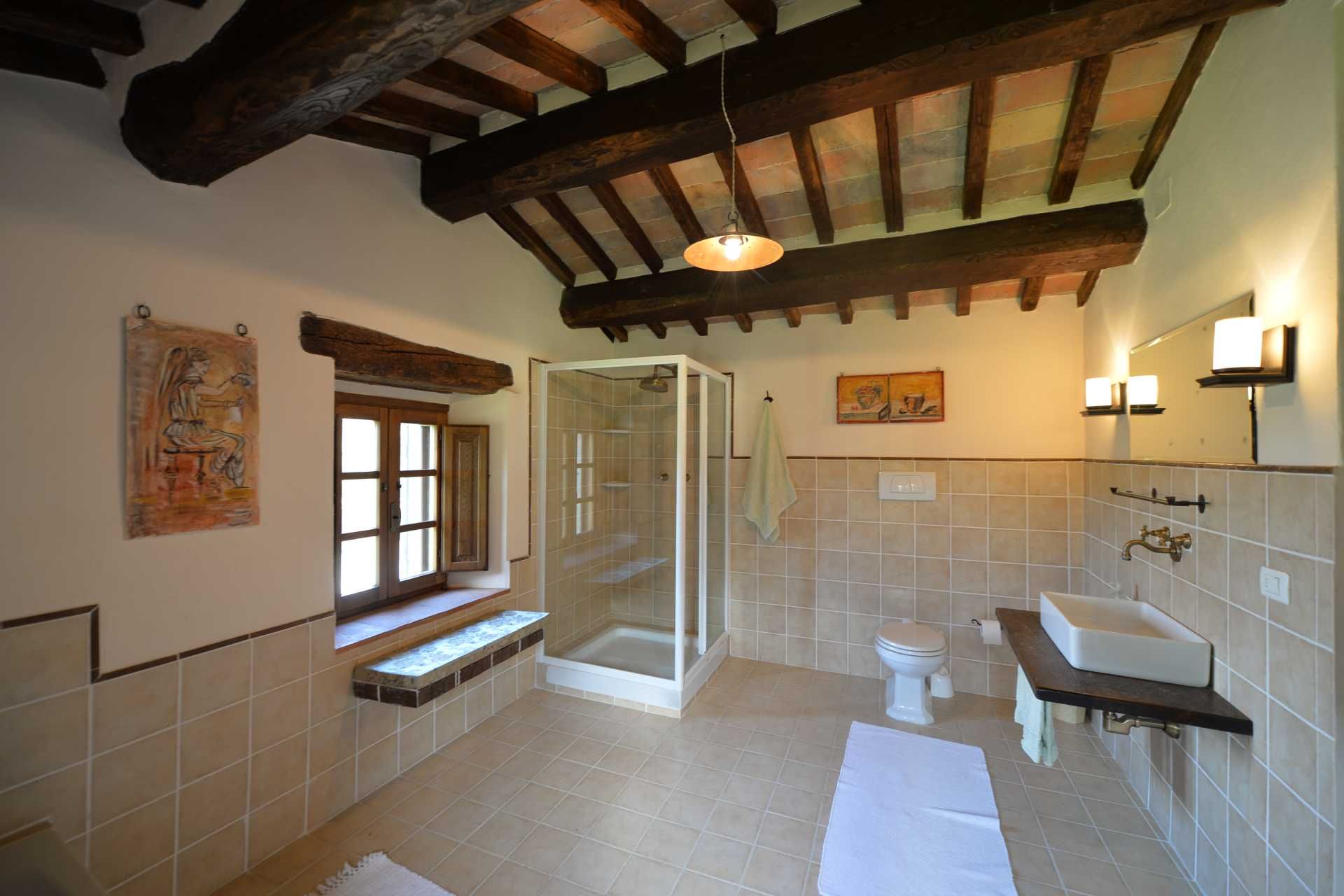 House in Cortona, Arezzo 10063309