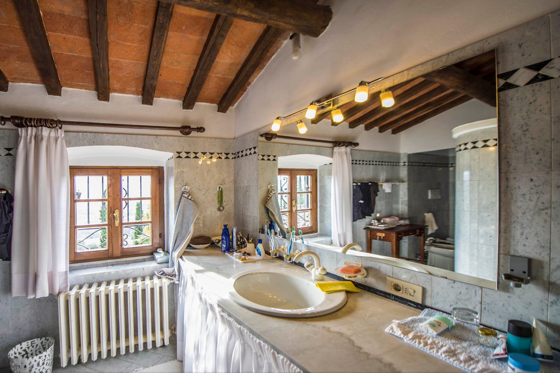 House in Greve In Chianti, Florence Province 10063337