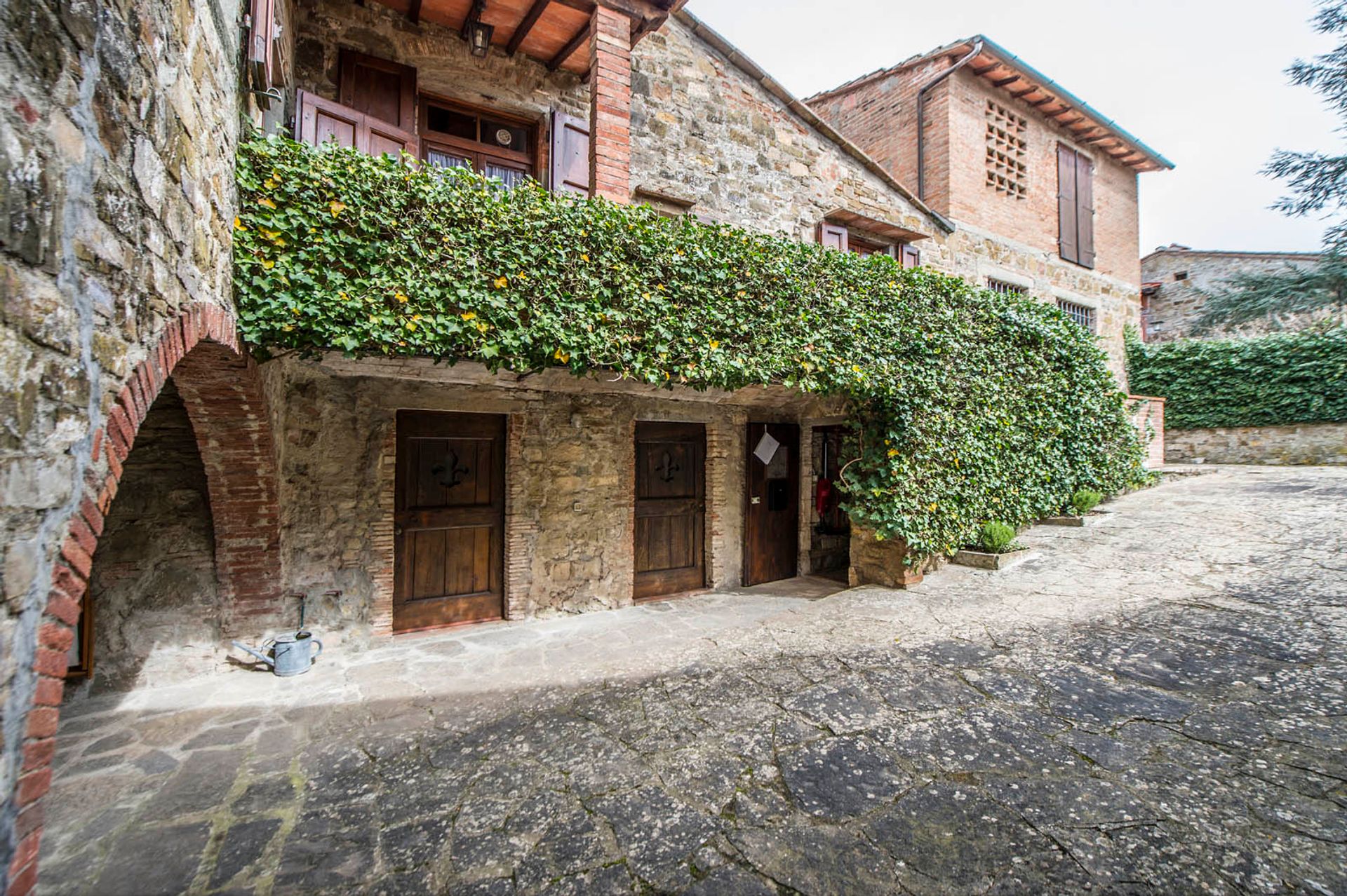 House in Greve In Chianti, Florence Province 10063342