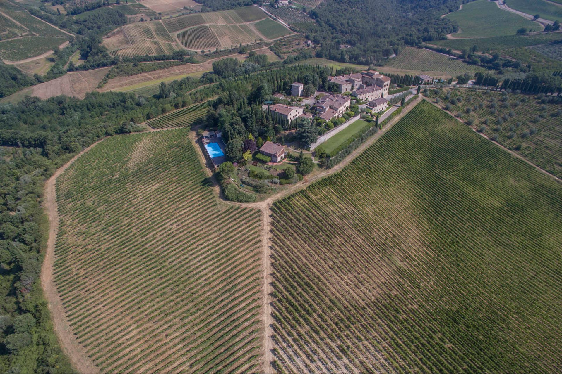 Другой в Gaiole in Chianti, Tuscany 10063351