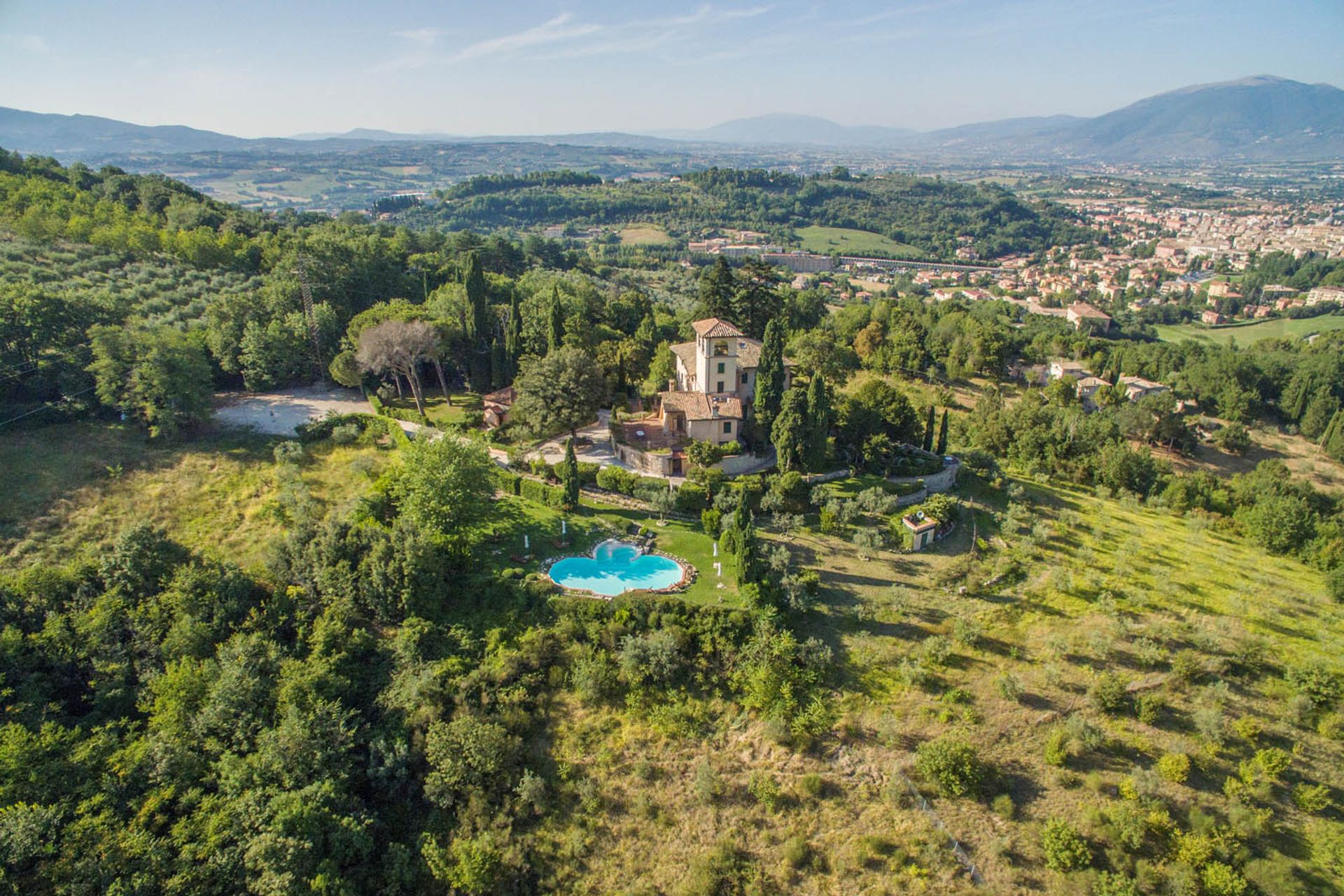 жилой дом в Spoleto, Umbria 10063399