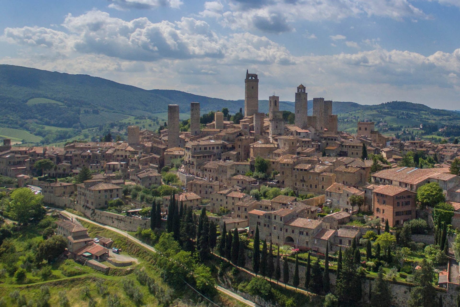 House in San Gimignano, Siena 10063422