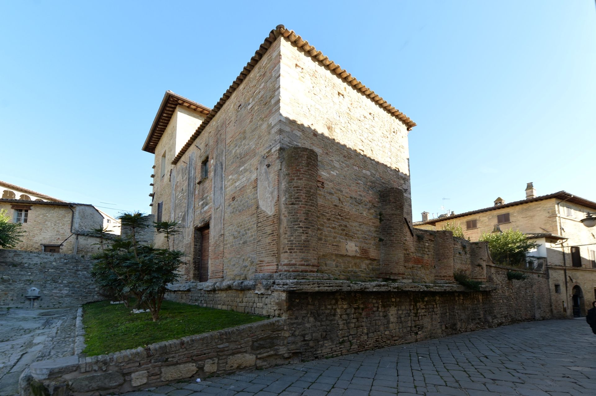 Inny w Foligno, Perugia 10063513