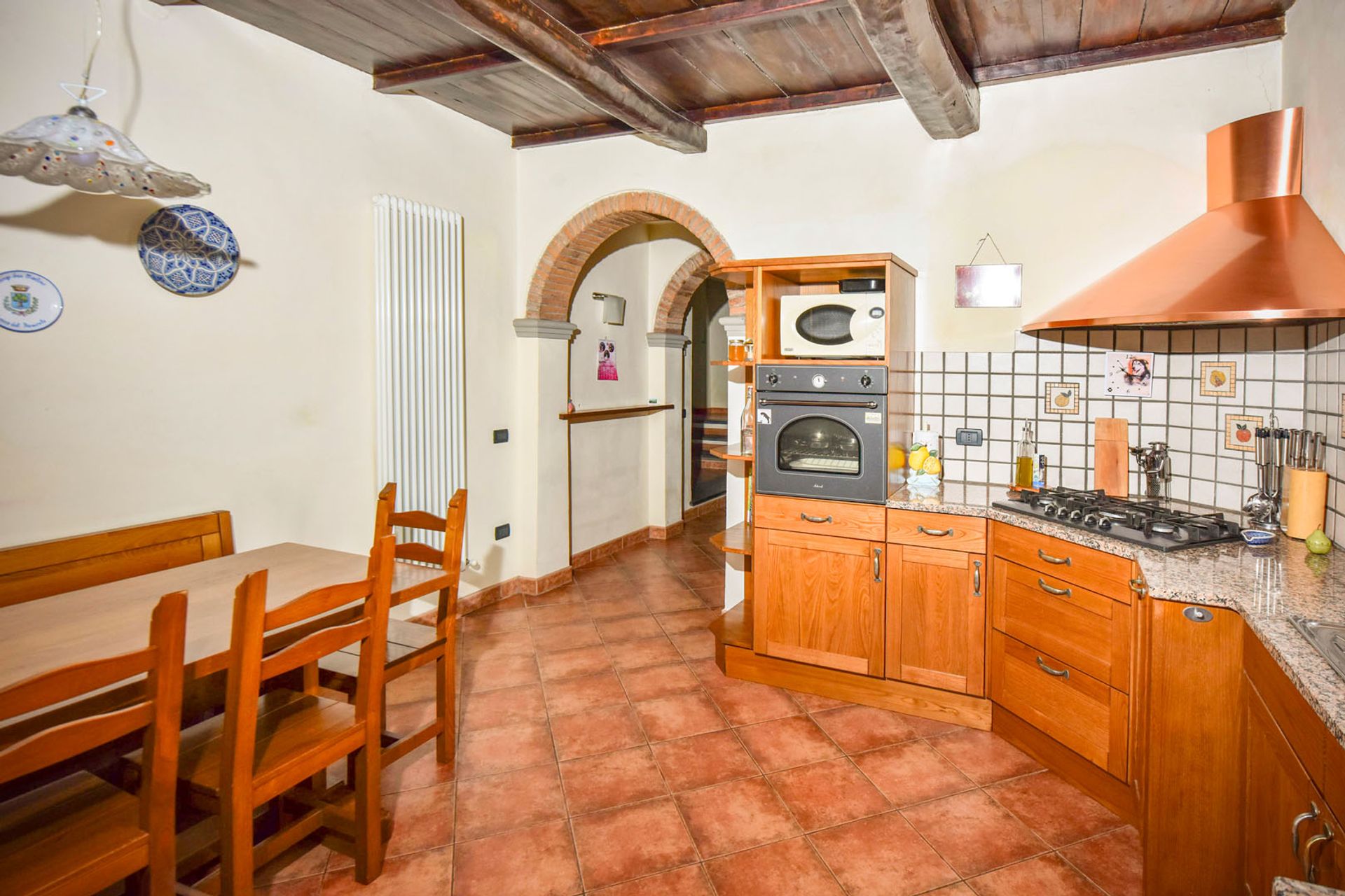 rumah dalam Montecatini Terme, Pistoia 10063771