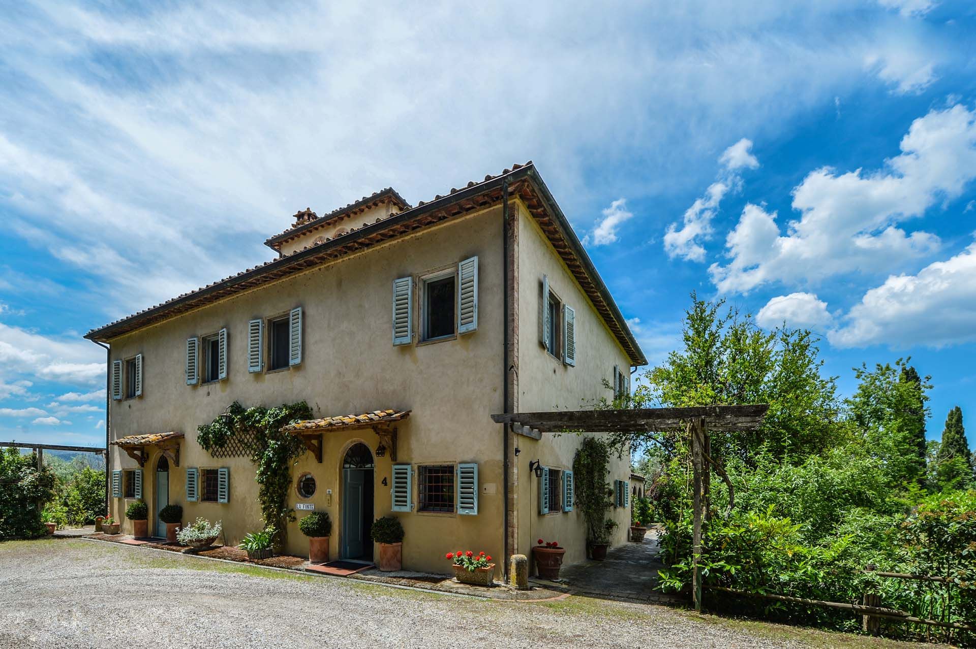 Huis in San Gimignano, Siena 10063942