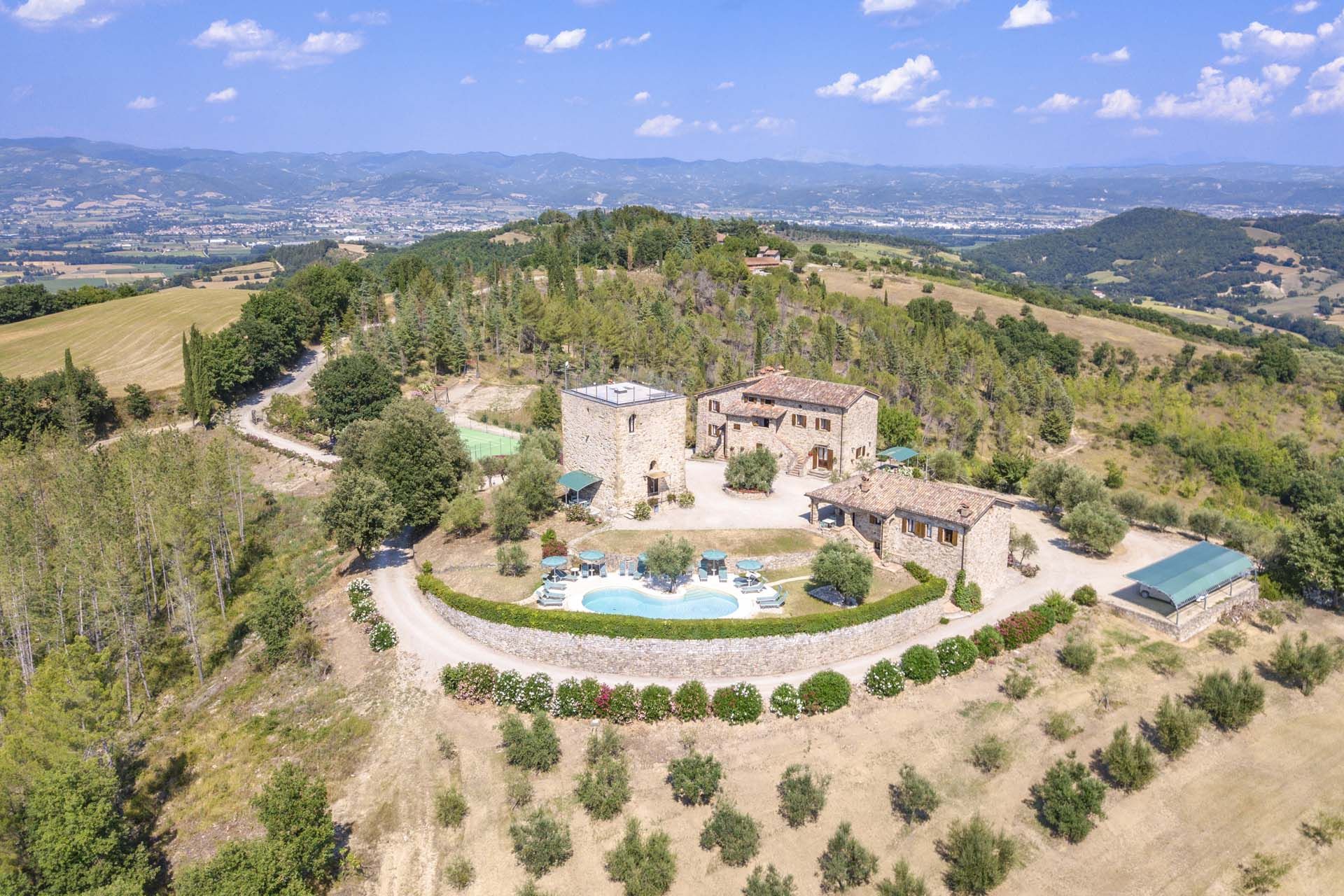 Casa nel Monte Santa Maria Tiberina, Umbria 10064173