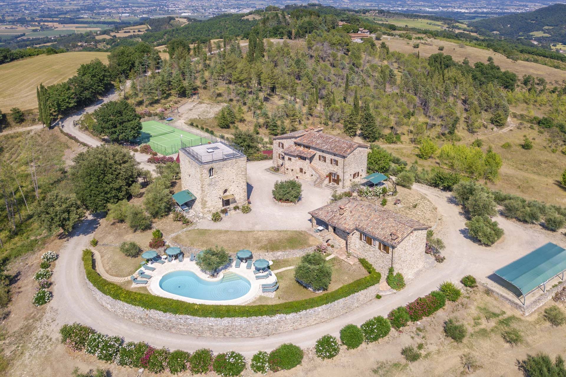 Casa nel Monte Santa Maria Tiberina, Umbria 10064173