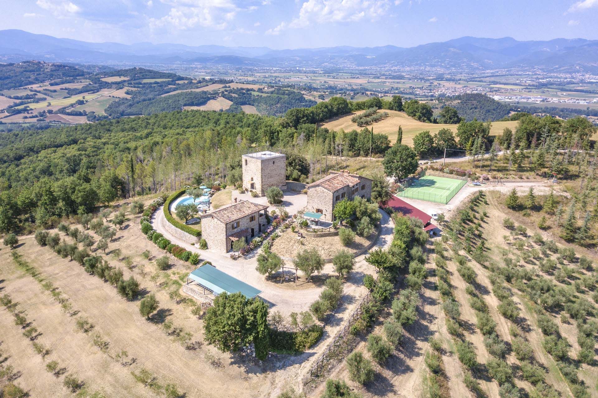 Hus i Monte Santa Maria Tiberina, Perugia 10064173