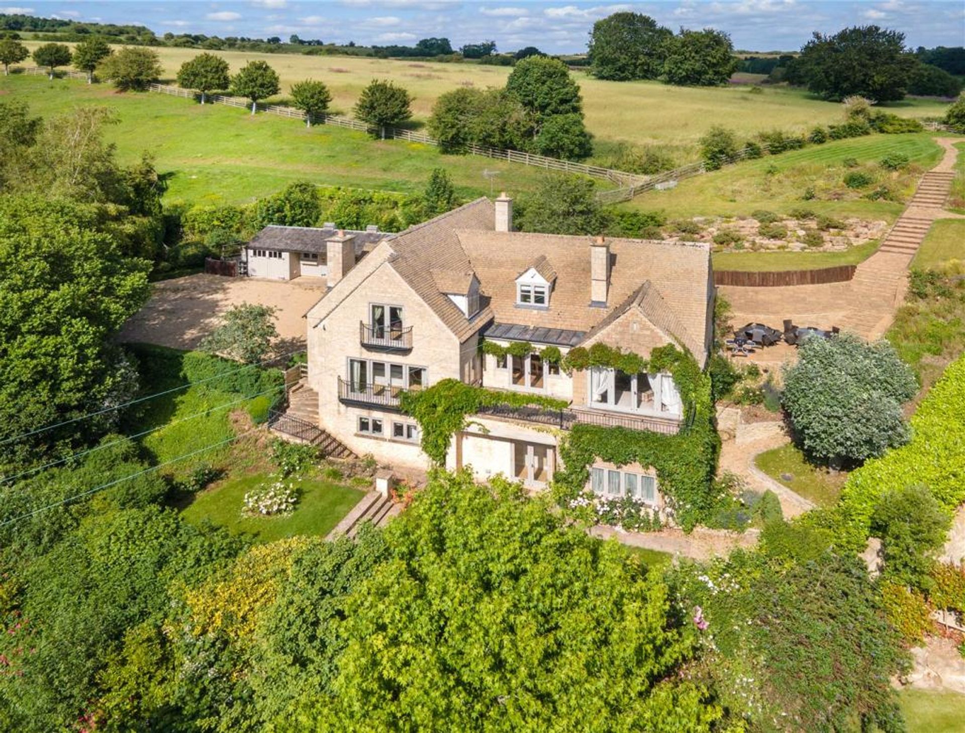 casa en Naunton, Gloucestershire 10064178