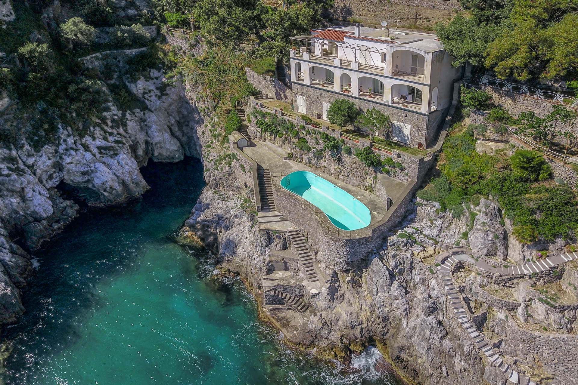 Talo sisään Amalfi, Campania 10064197