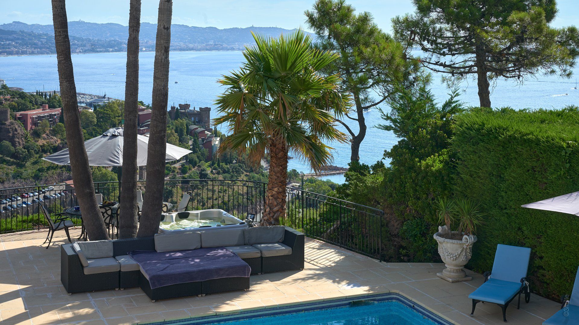 Hus i Theoule-sur-Mer, Provence-Alpes-Cote d'Azur 10064534