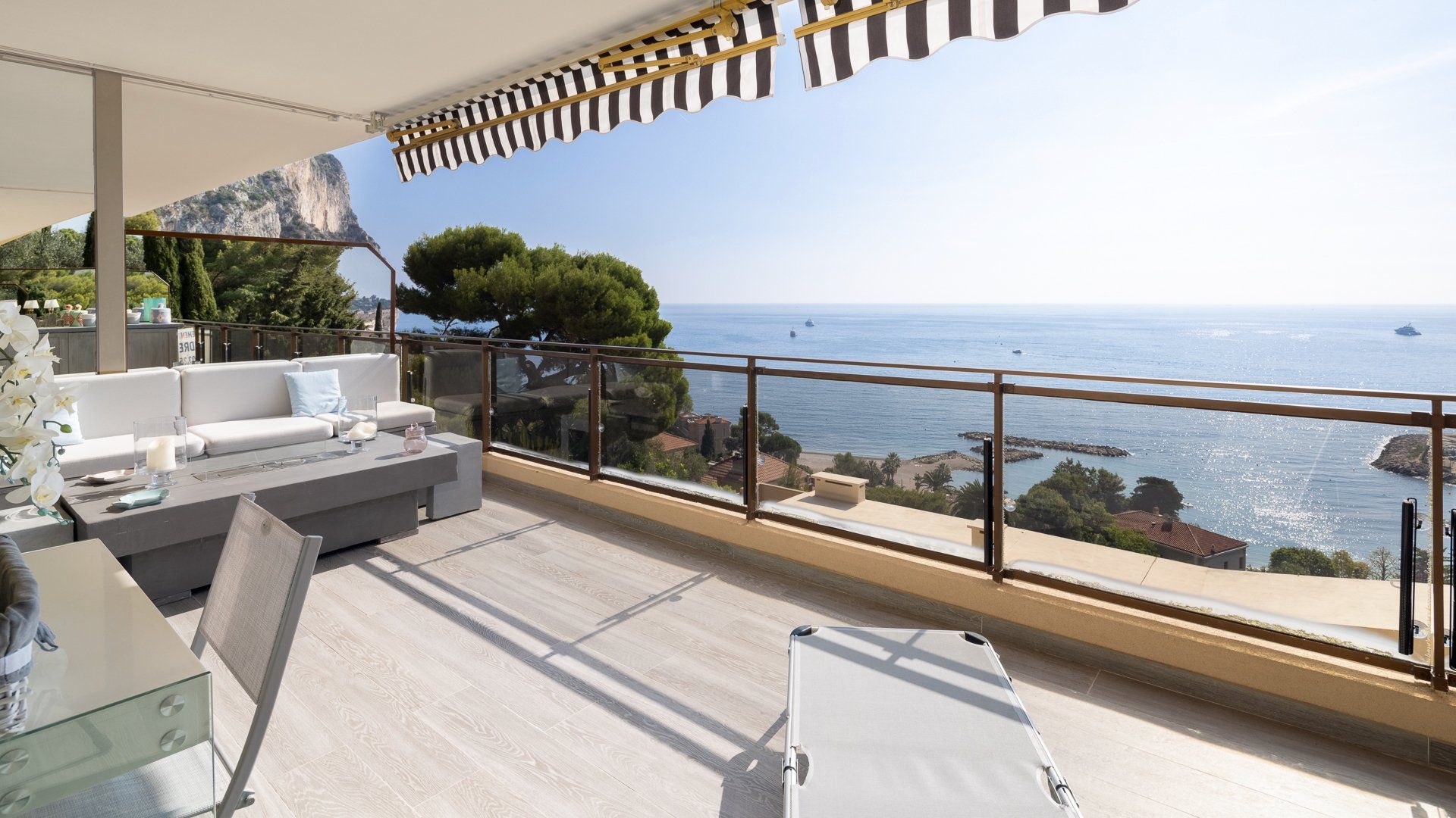 Квартира в Beaulieu-Sur-Mer, Alpes-Maritimes 10064556