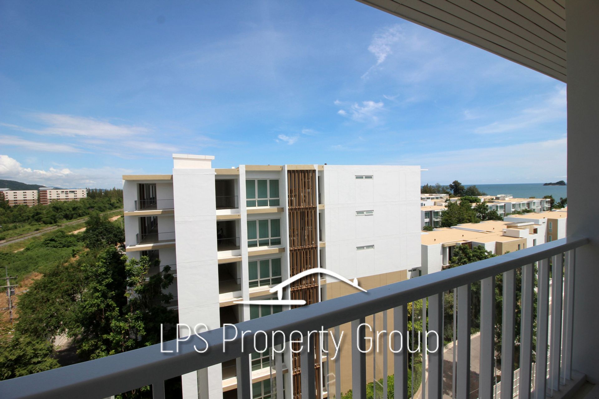 Condominium in Pranburi, Prachuap Khiri Khan 10065116