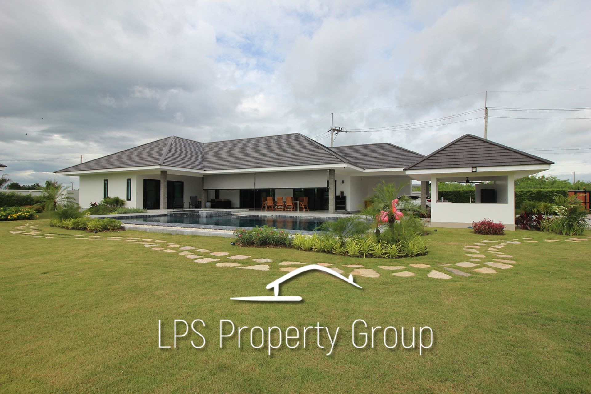 House in Pran Buri, Prachuap Khiri Khan 10065162