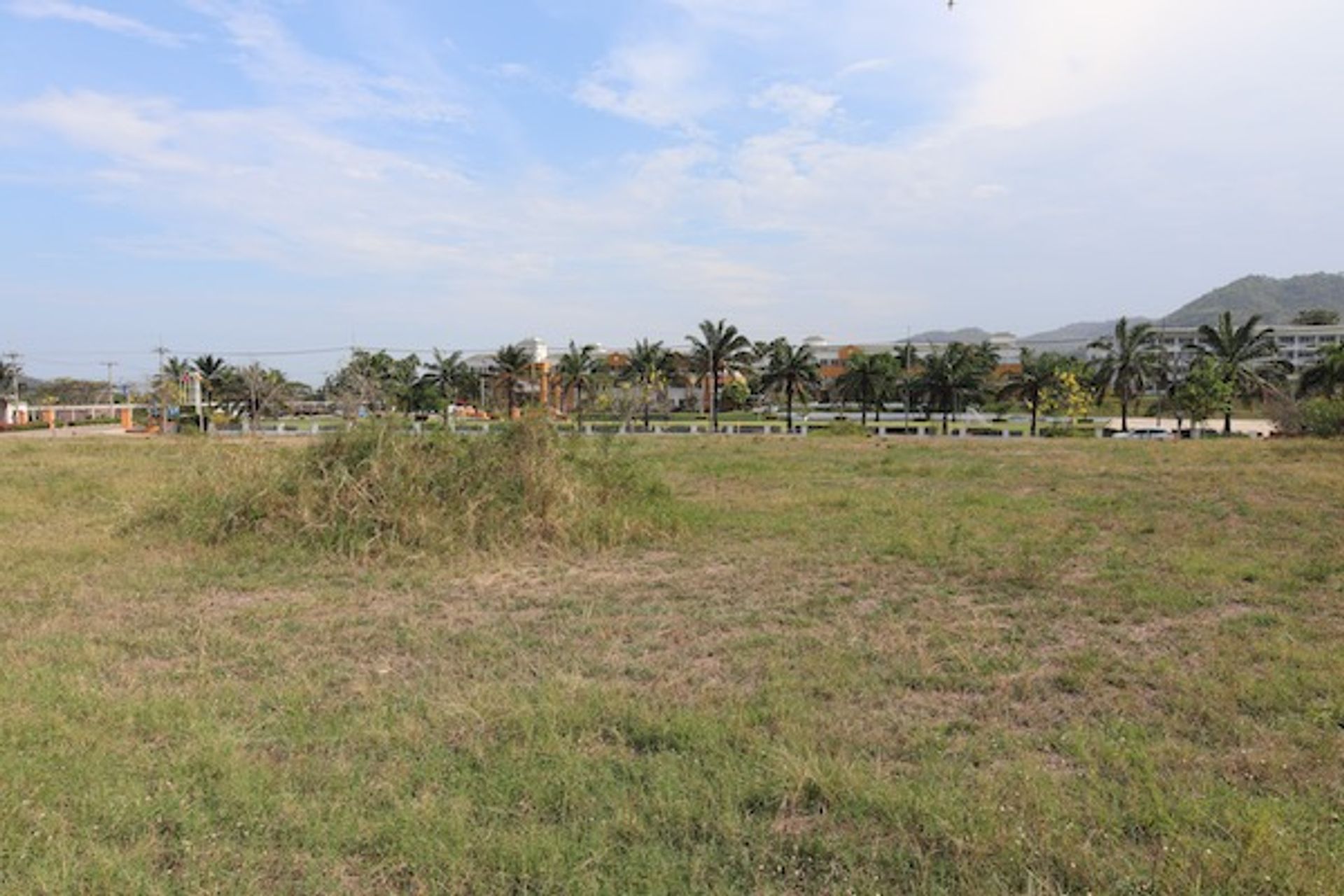 Land in Hua Hin, Prachuap Khiri Khan 10065323