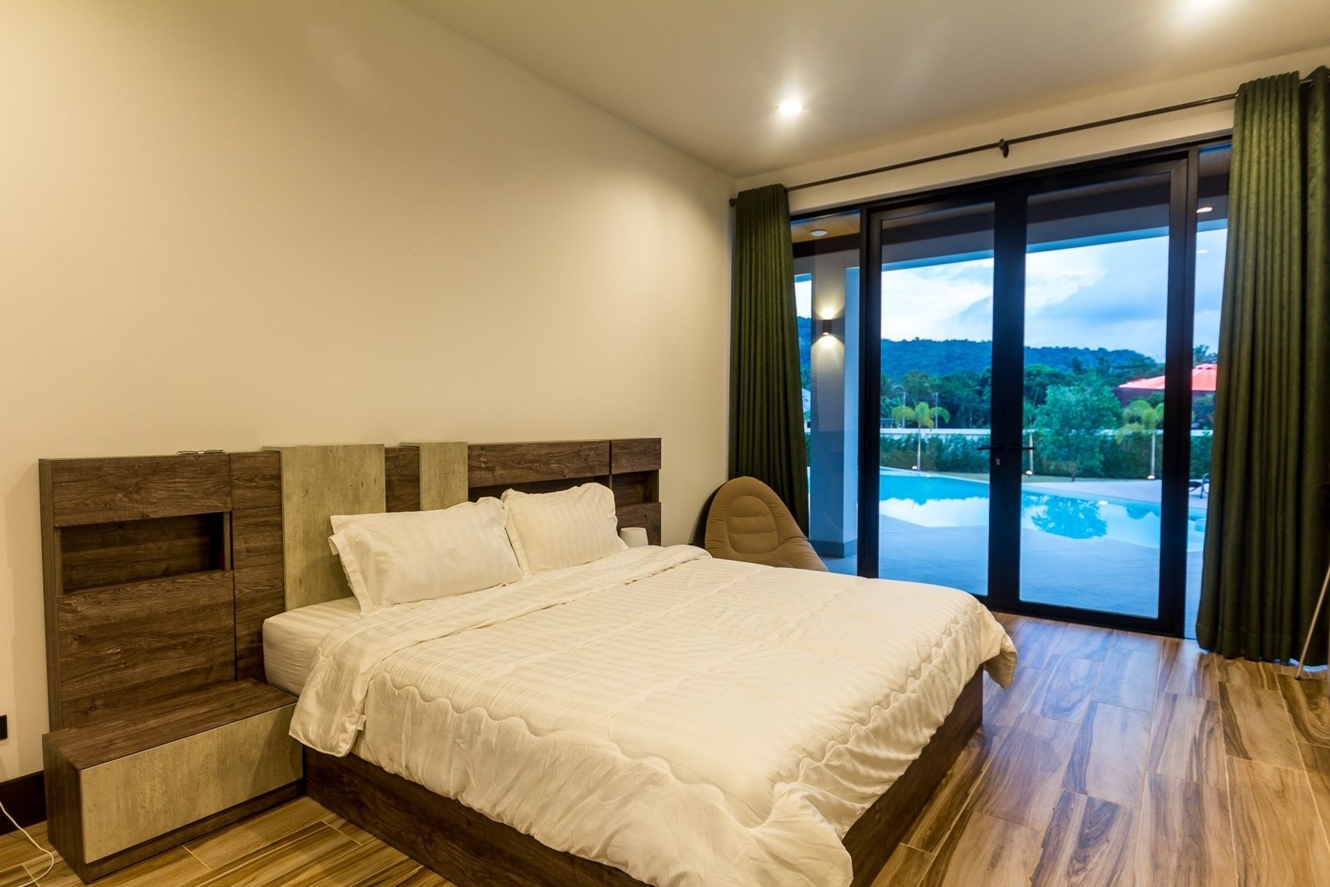 Hus i Hua Hin, Prachuap Khiri Khan 10065361