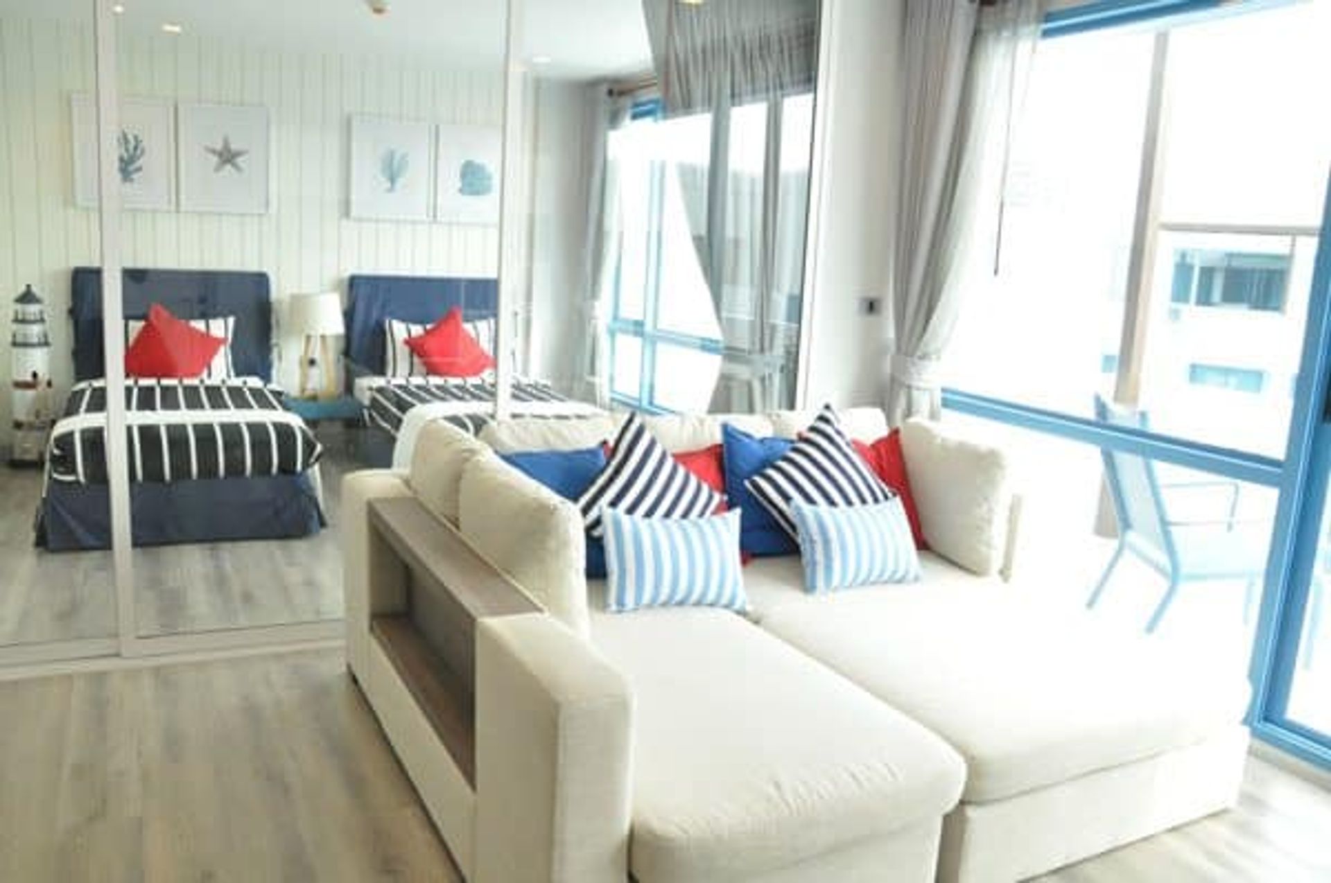 Condominium in Hua Hin, Prachuap Khiri Khan 10065423