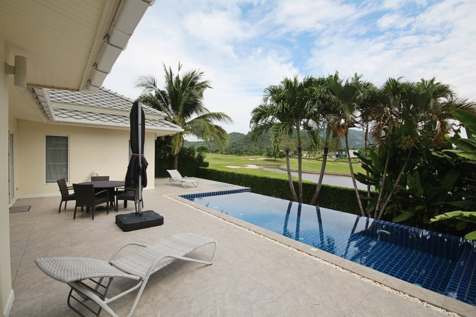 Talo sisään Hua Hin, Prachuap Khiri Khan 10065461