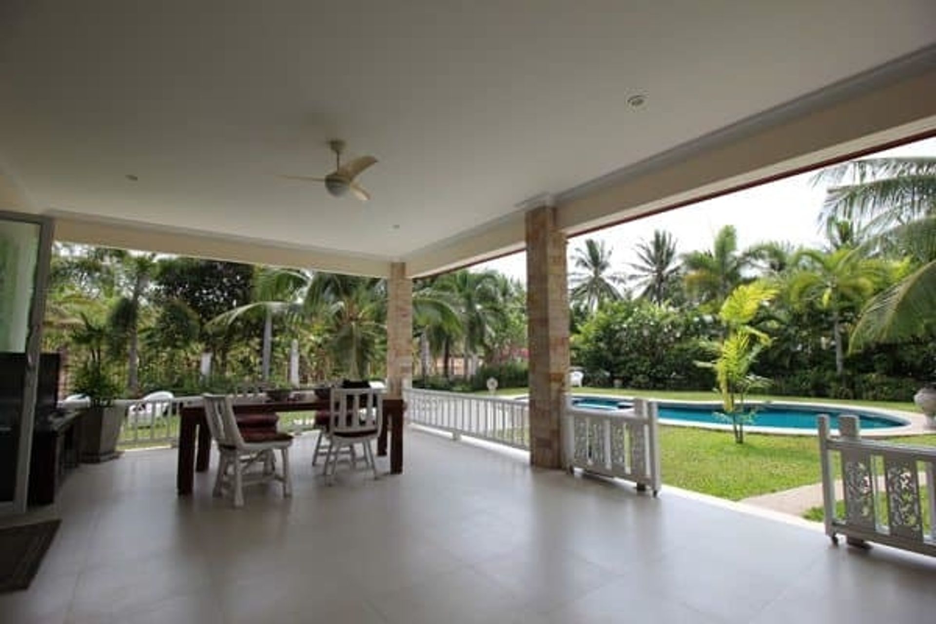 Talo sisään Hua Hin, Prachuap Khiri Khan 10065475