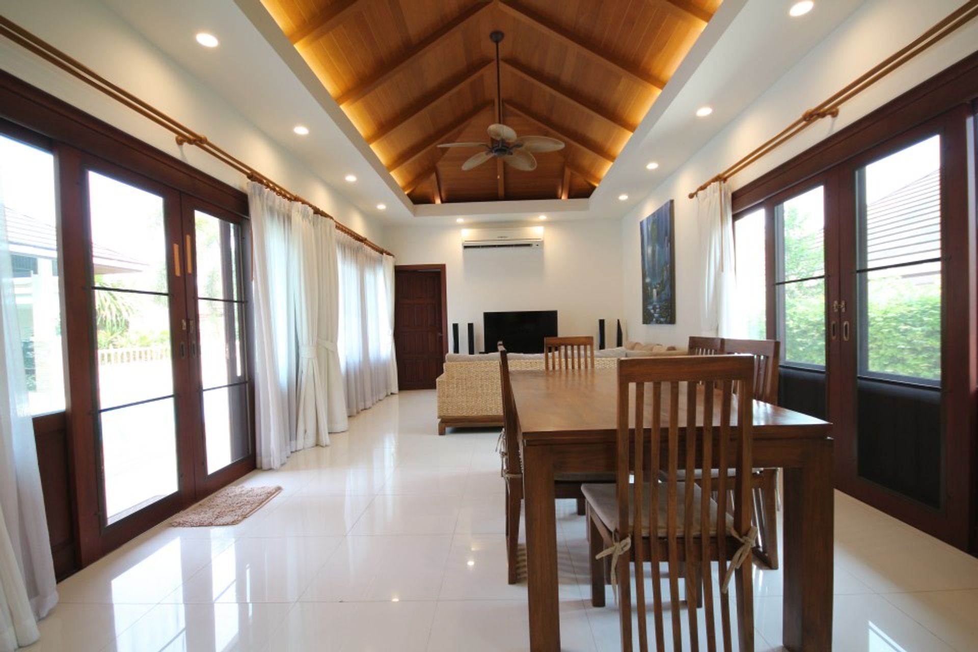 Talo sisään Hua Hin, Prachuap Khiri Khan 10065585