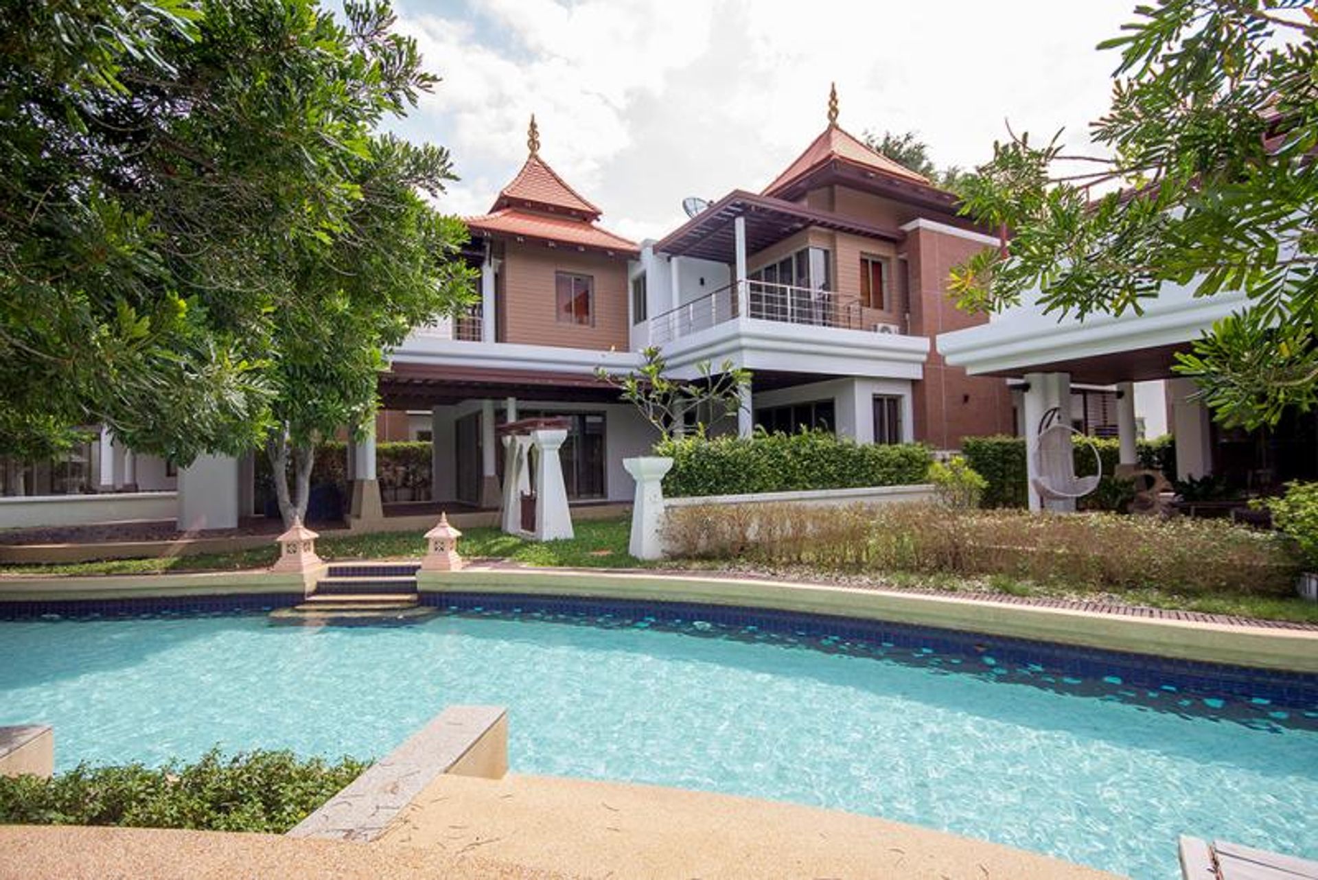 Talo sisään Hua Hin, Prachuap Khiri Khan 10065611