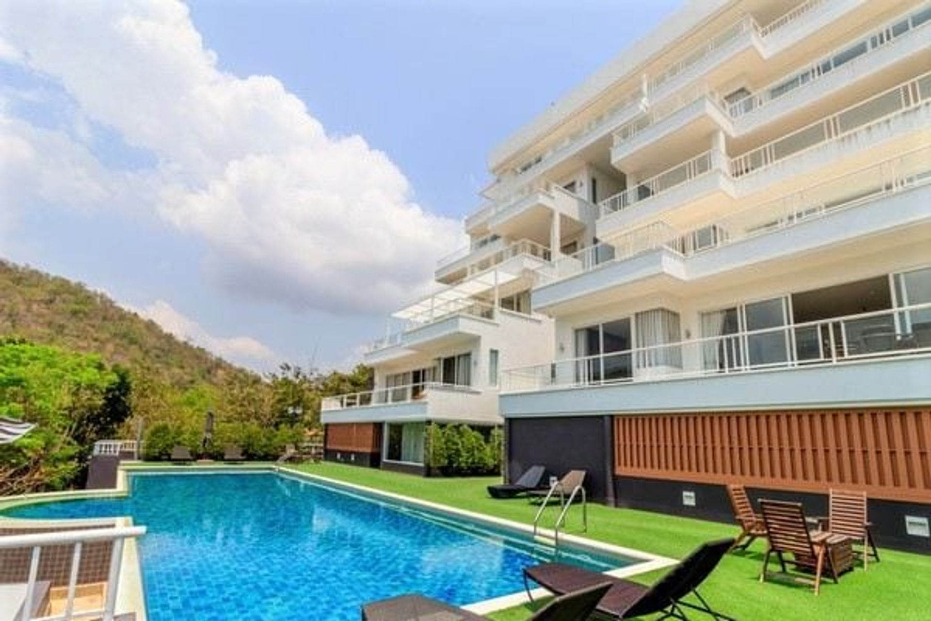 Condominium dans Hua Hin, Prachuap Khiri Khan 10065679