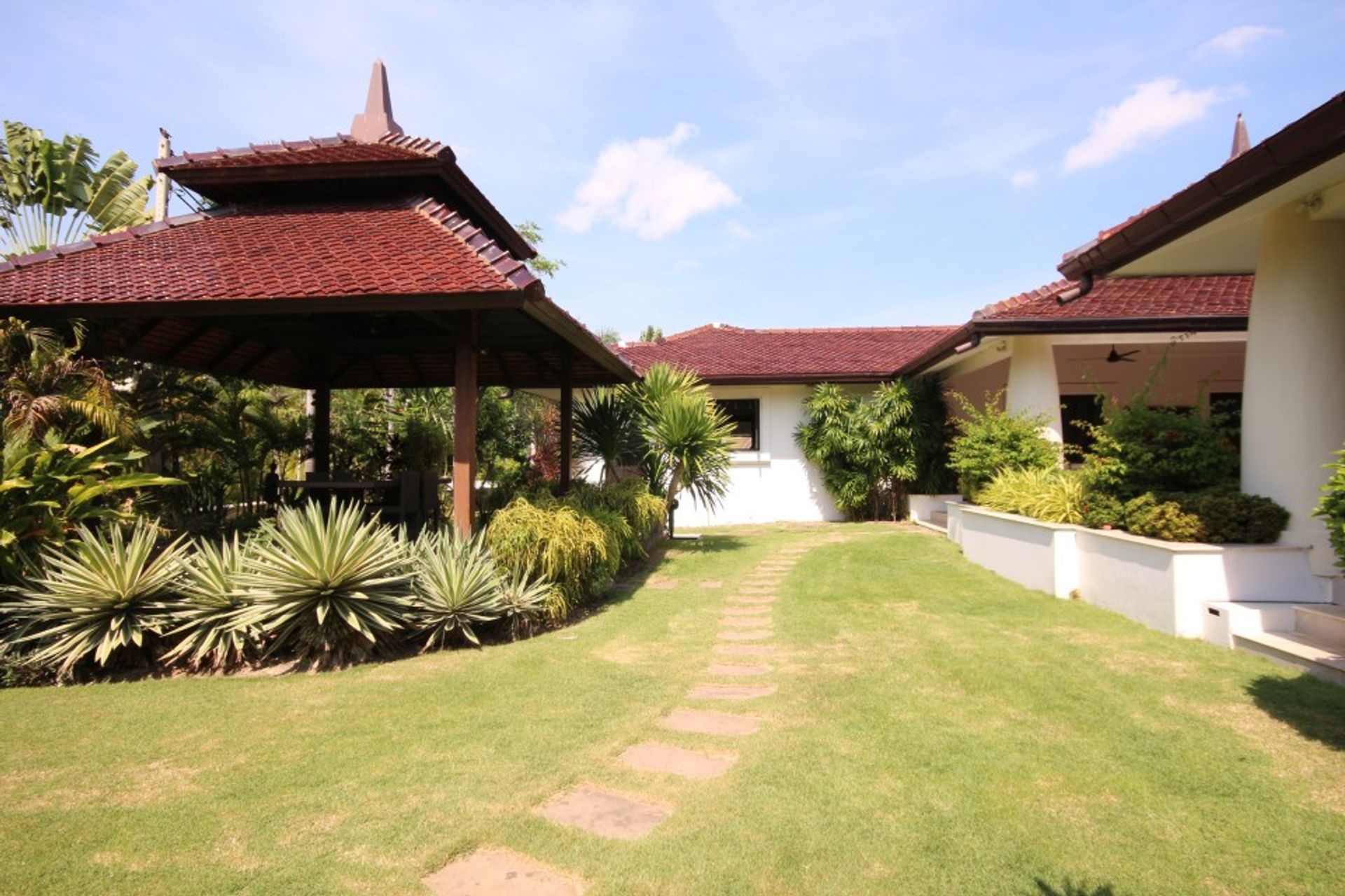 Talo sisään Hua Hin, Prachuap Khiri Khan 10065720