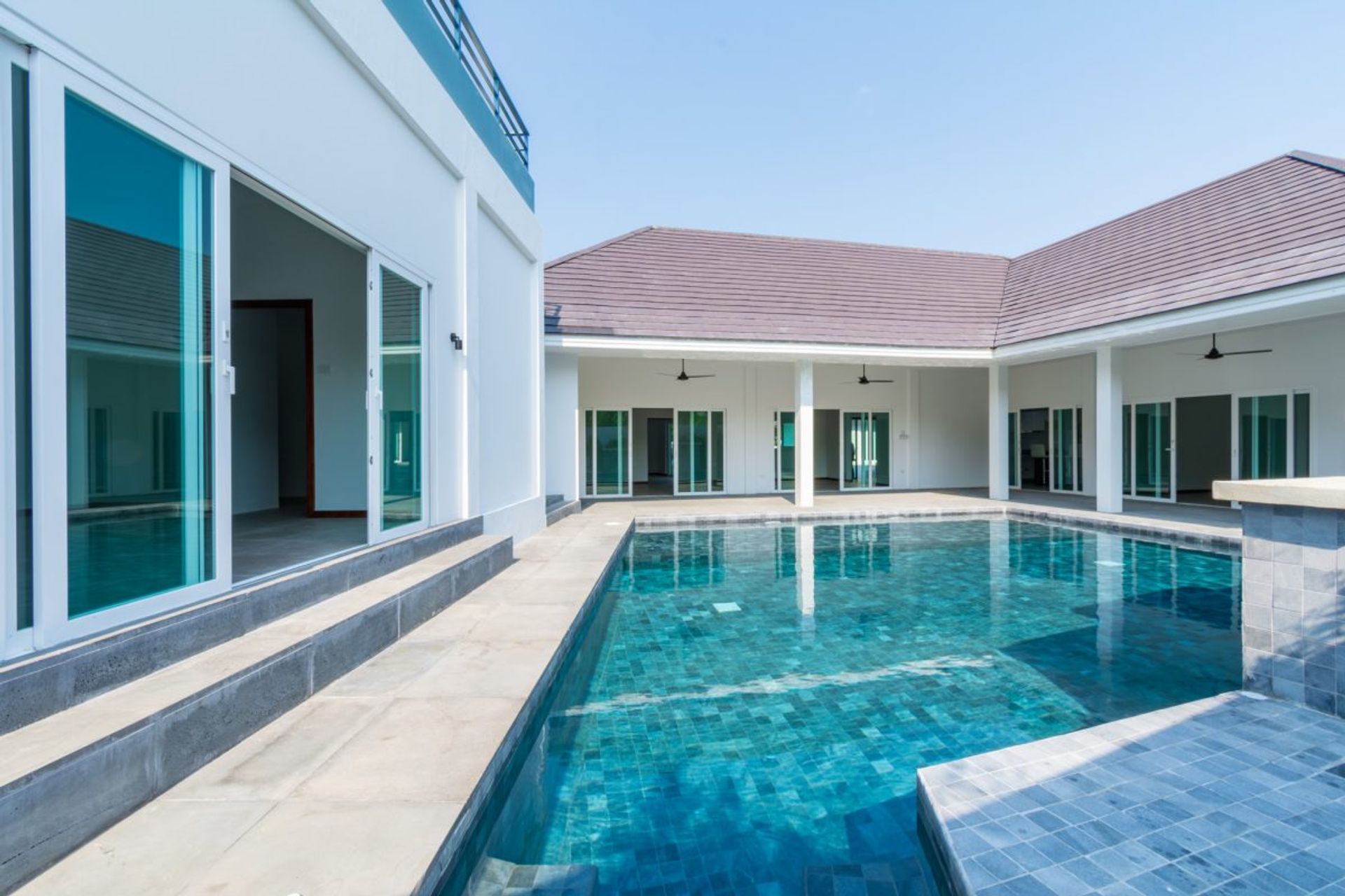 House in Pran Buri, Prachuap Khiri Khan 10065901