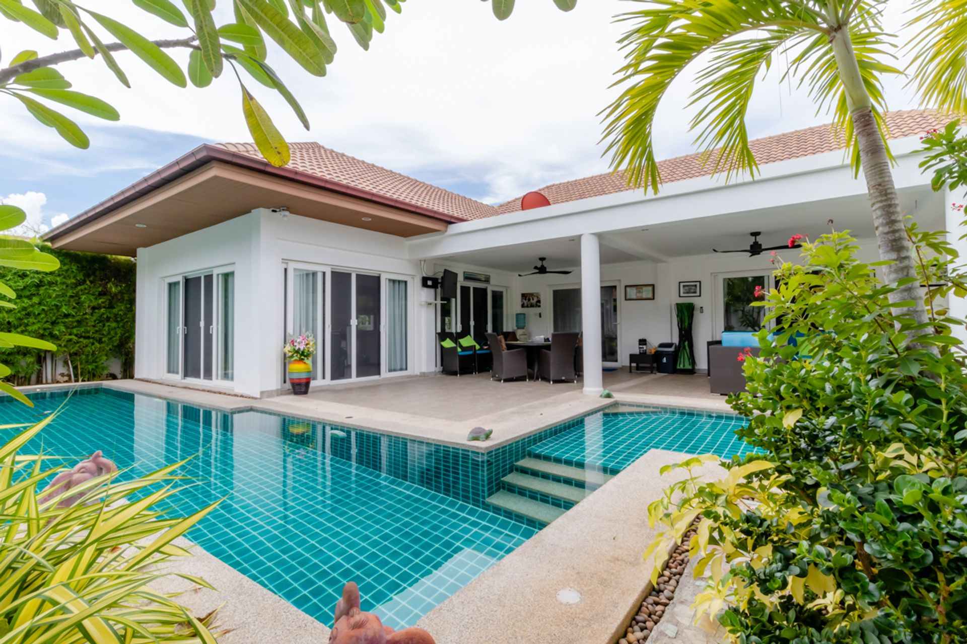 Talo sisään Hua Hin, Prachuap Khiri Khan 10065936