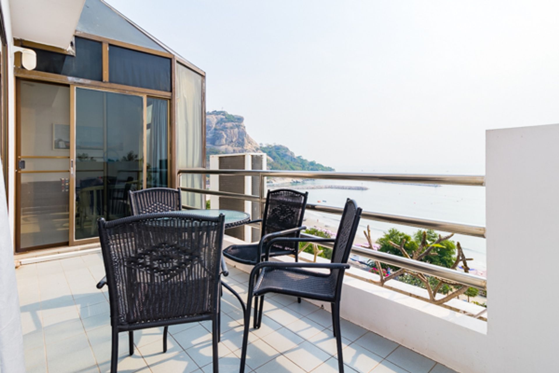 Condominium in Hua Hin, Prachuap Khiri Khan 10066002