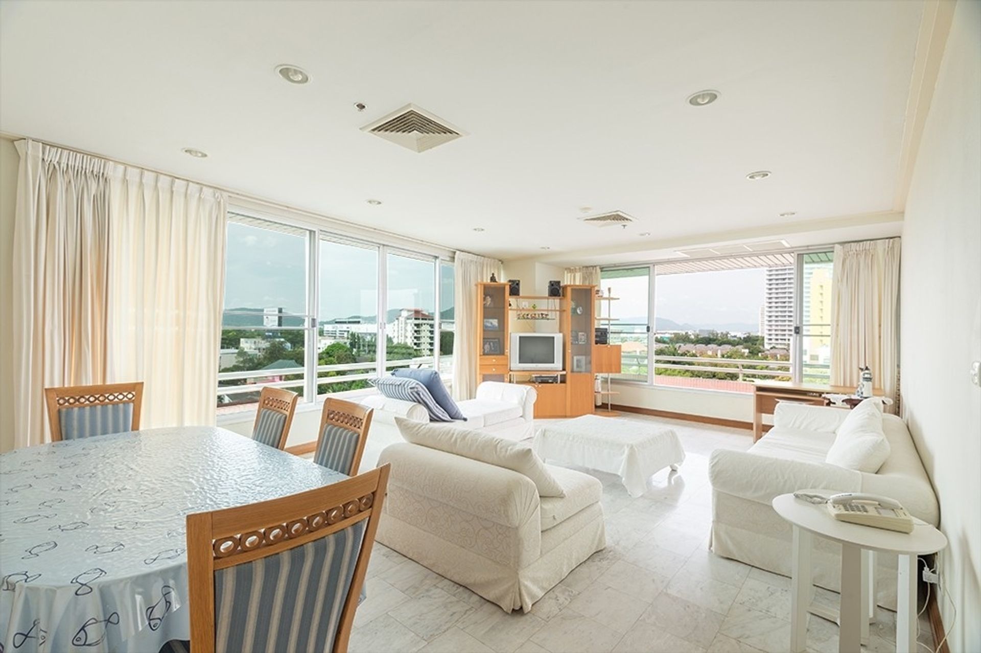 Condominium in Hua Hin, Prachuap Khiri Khan 10066030