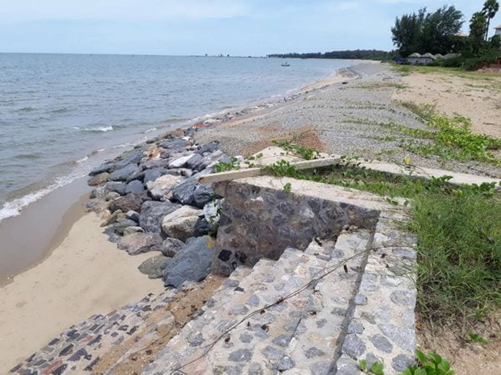 土地 在 Pran Buri, Prachuap Khiri Khan 10066057