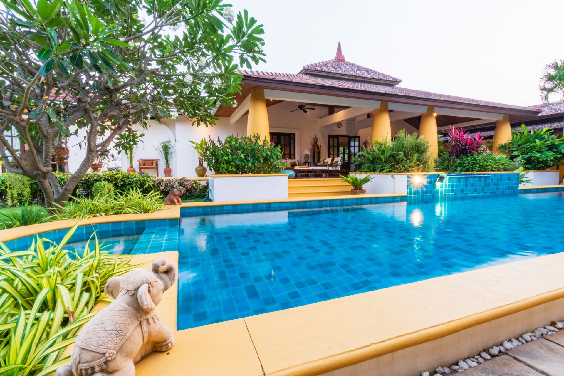 House in Hua Hin, Prachuap Khiri Khan 10066185