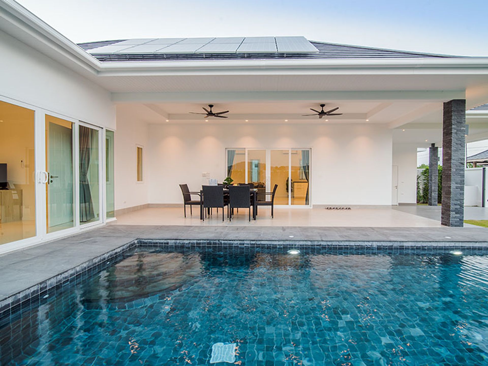 Hus i Hua Hin, Prachuap Khiri Khan 10066190