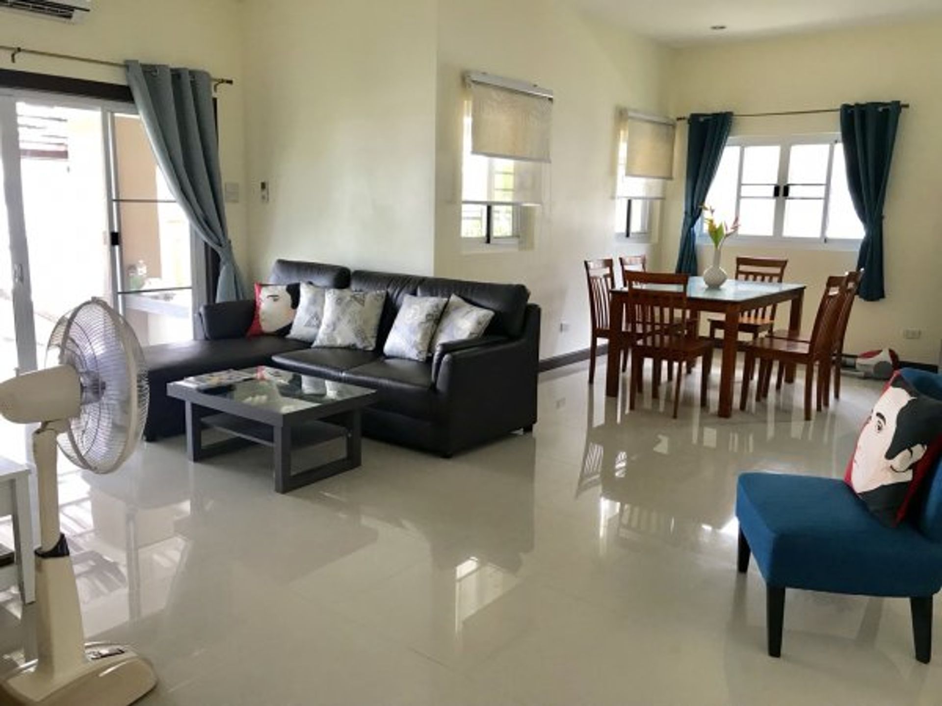 Hus i Hua Hin, Prachuap Khiri Khan 10066204