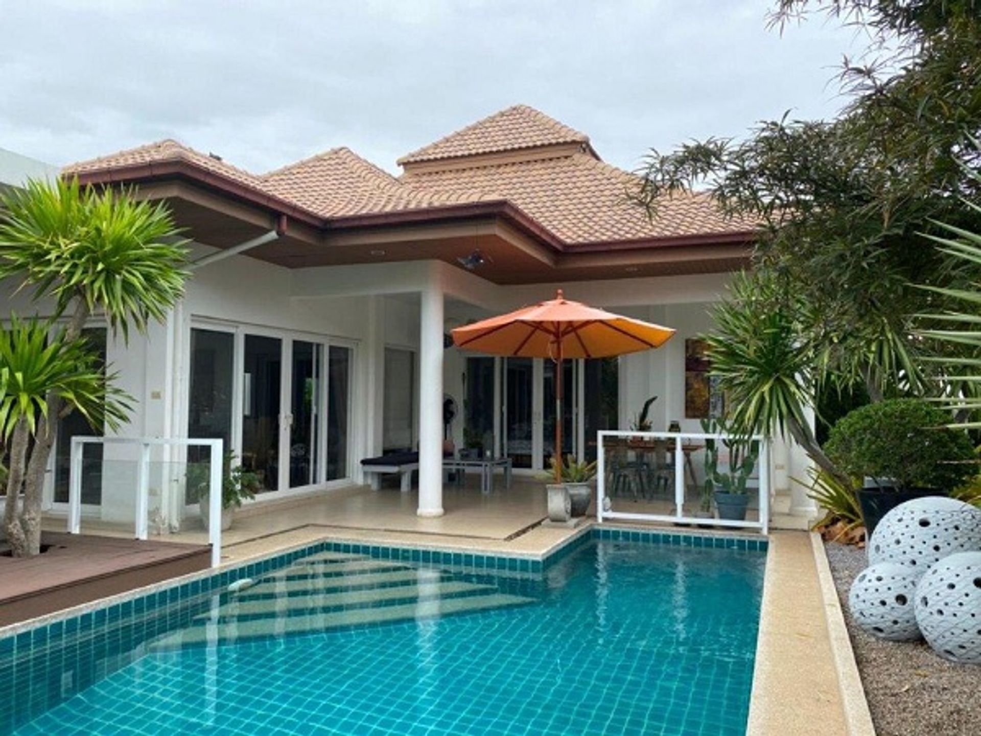 Hus i Hua Hin, Prachuap Khiri Khan 10066321