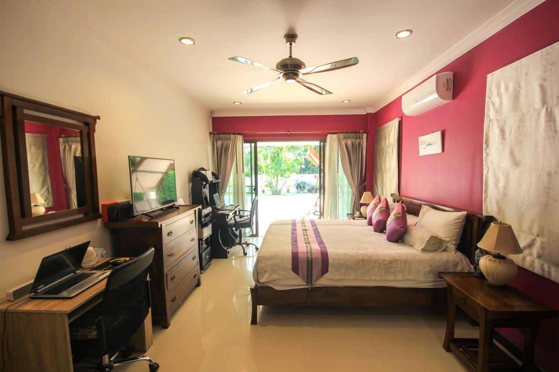 Talo sisään Hua Hin, Prachuap Khiri Khan 10066323