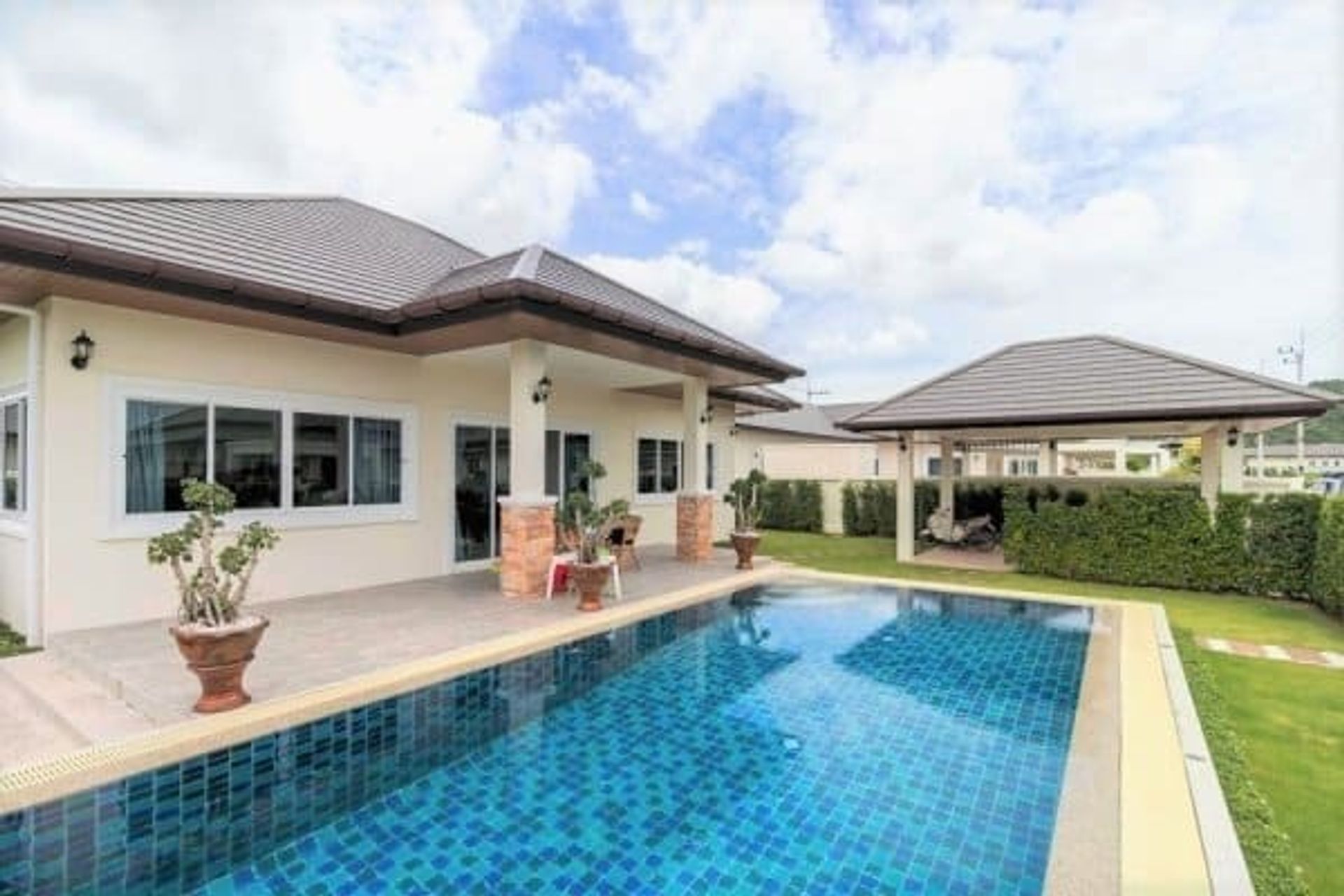 House in Hua Hin, Prachuap Khiri Khan 10066324