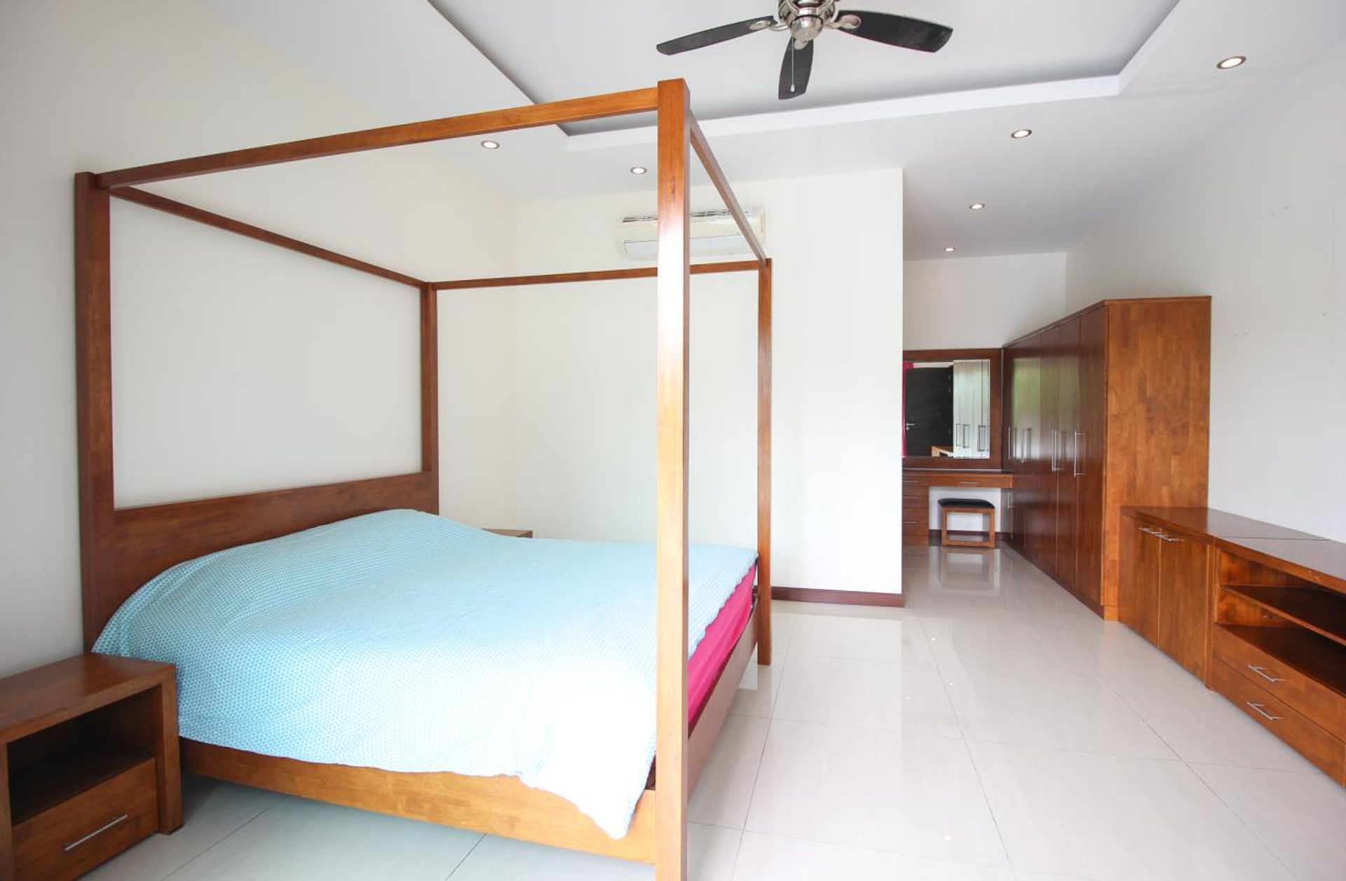 Hus i Hua Hin, Prachuap Khiri Khan 10066332