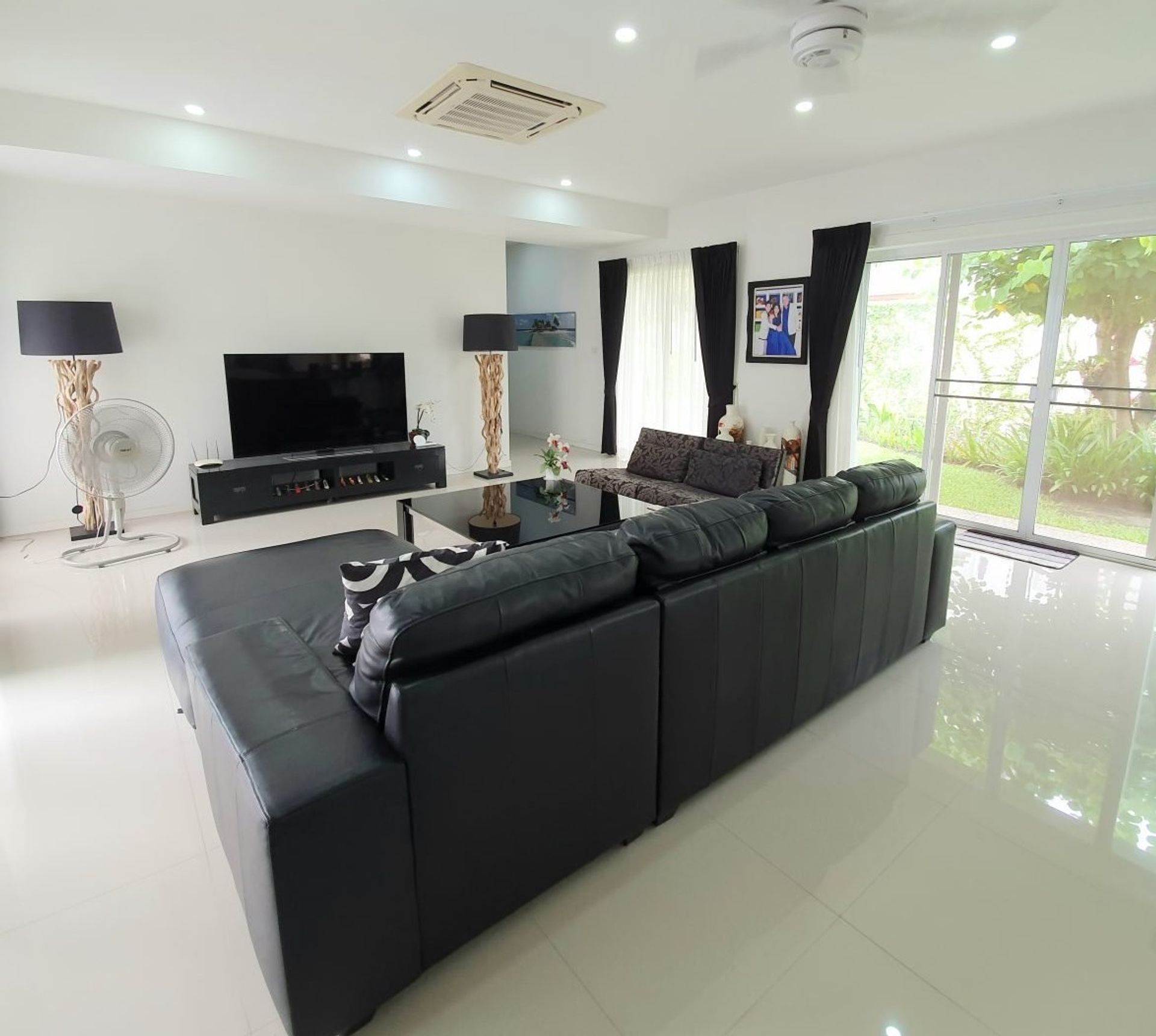 House in Hua Hin, Prachuap Khiri Khan 10066333