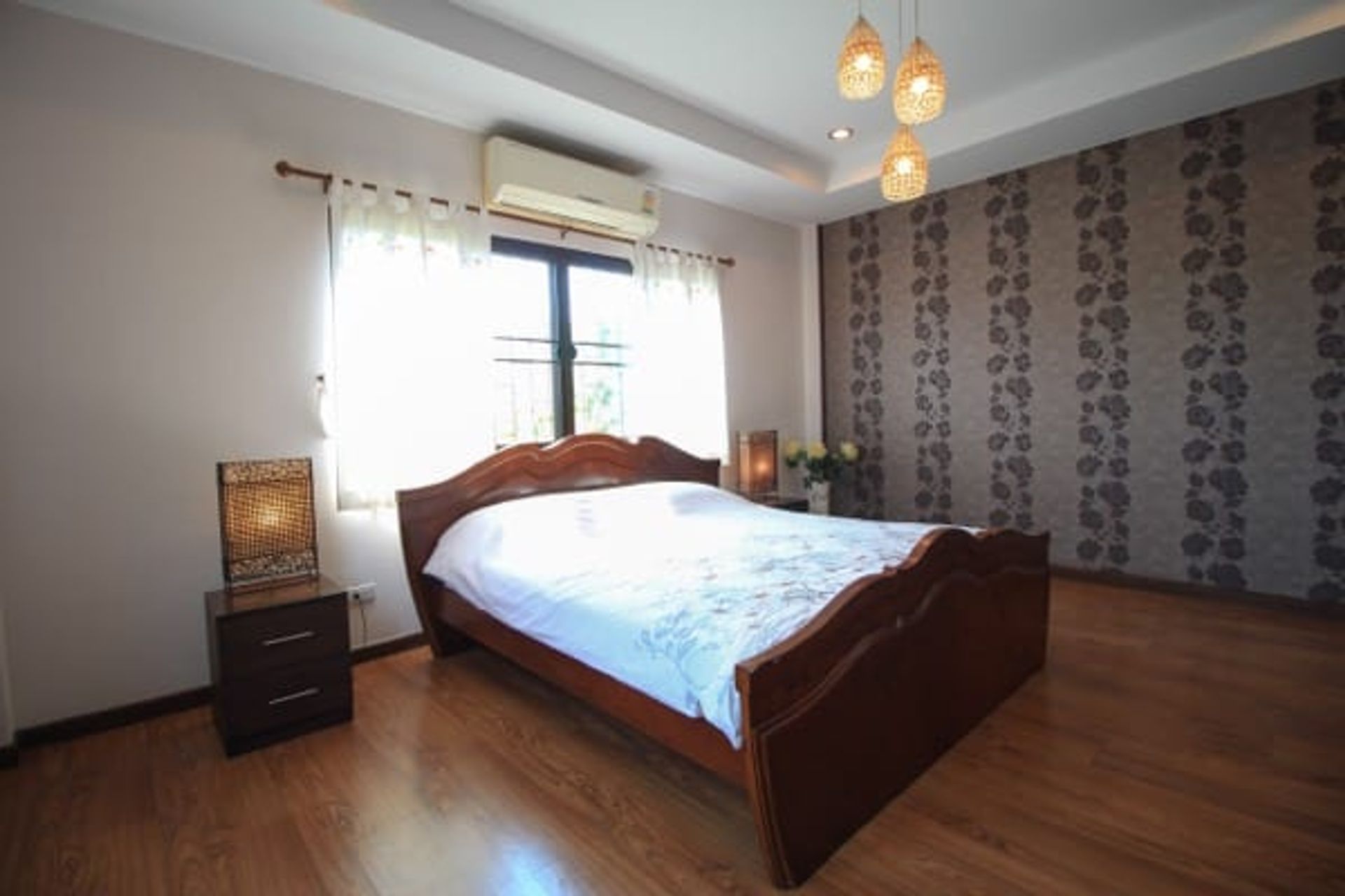 Hus i Hua Hin, Prachuap Khiri Khan 10066335