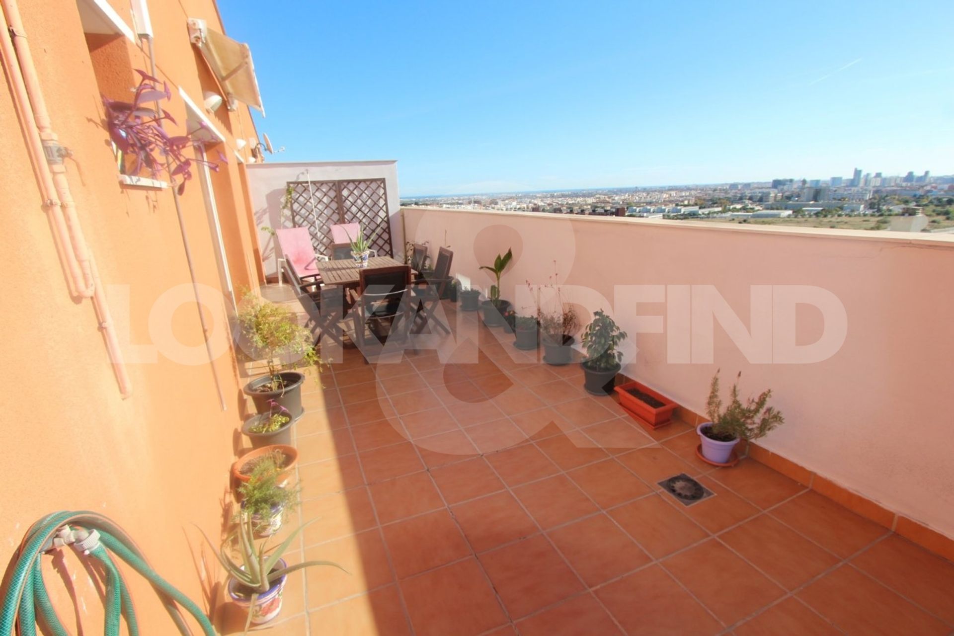 Condominium dans Paterna, Valencia 10066375