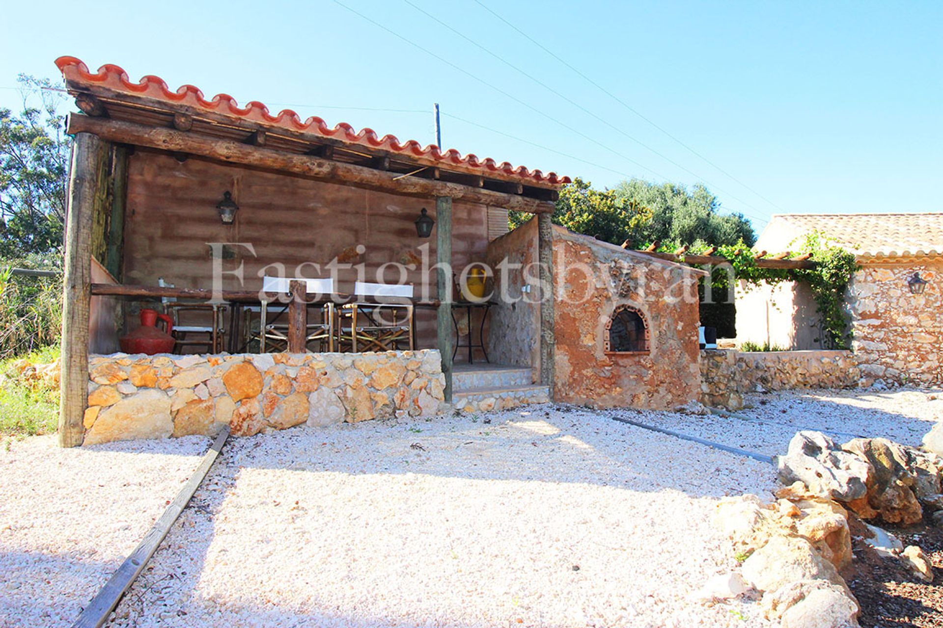 Condominium in Praia da Luz, Algarve 10066648