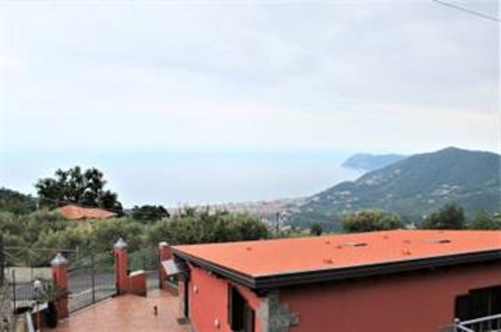 Rumah di Alassio, Liguria 10067922