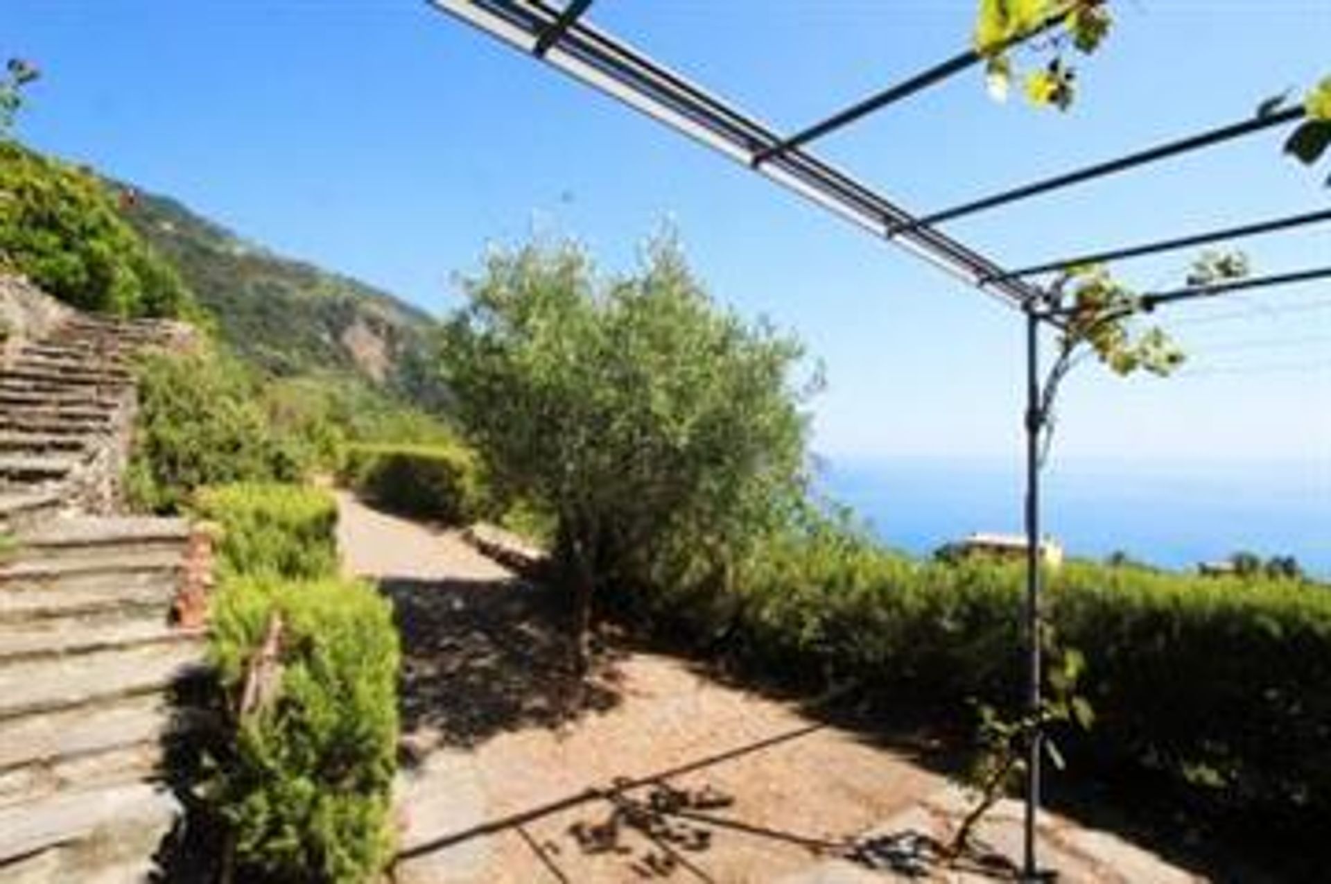 House in Vernazza, Liguria 10068035