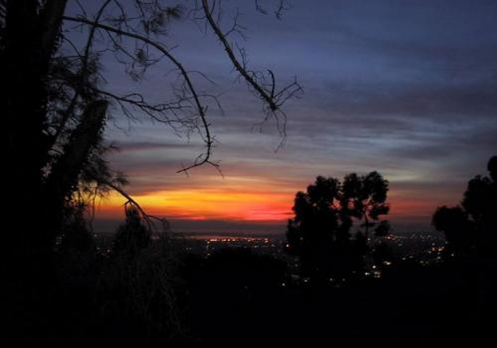 жилой дом в Oakland, California 10068138