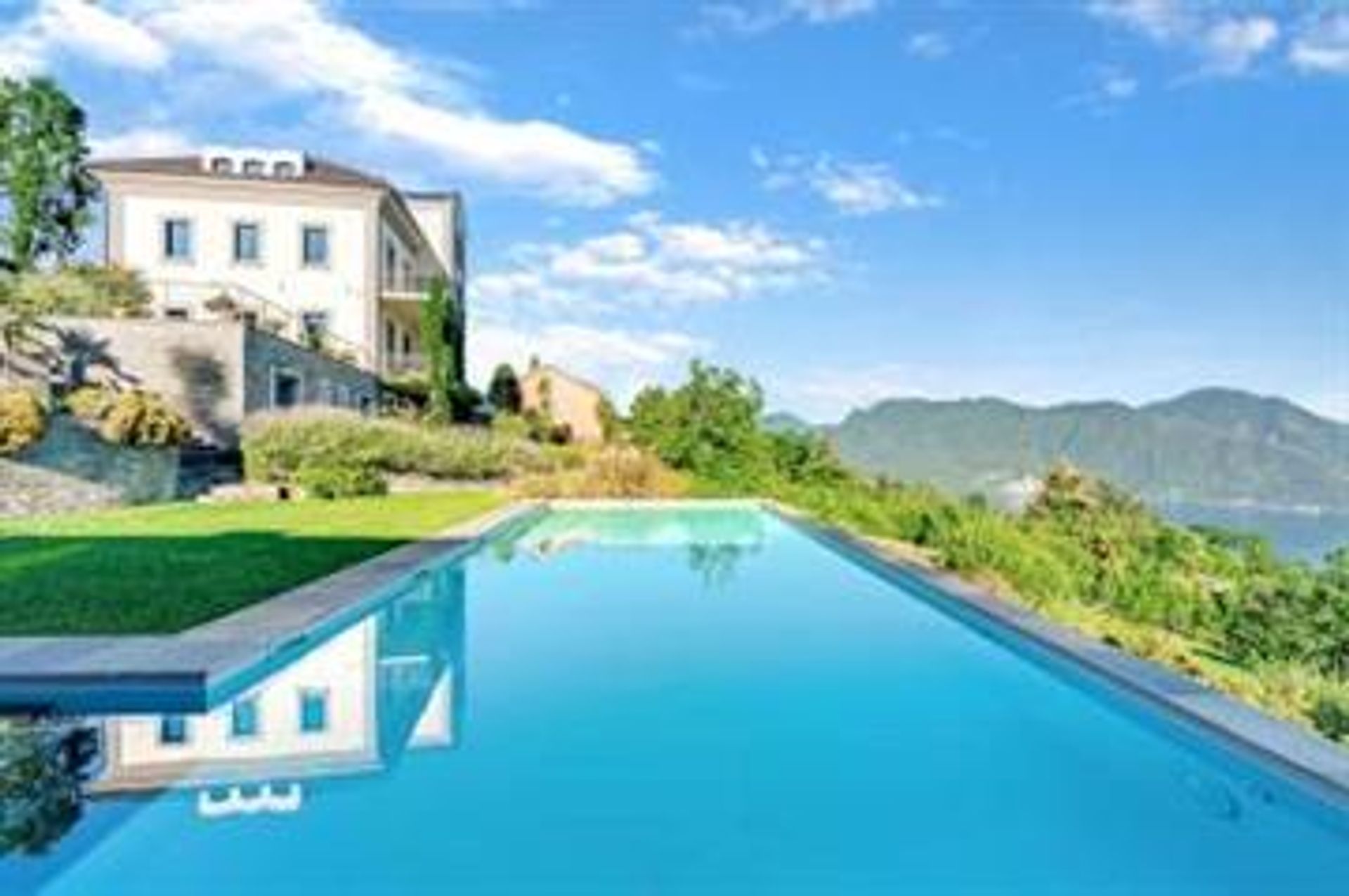 House in Premeno, Piedmont 10068283