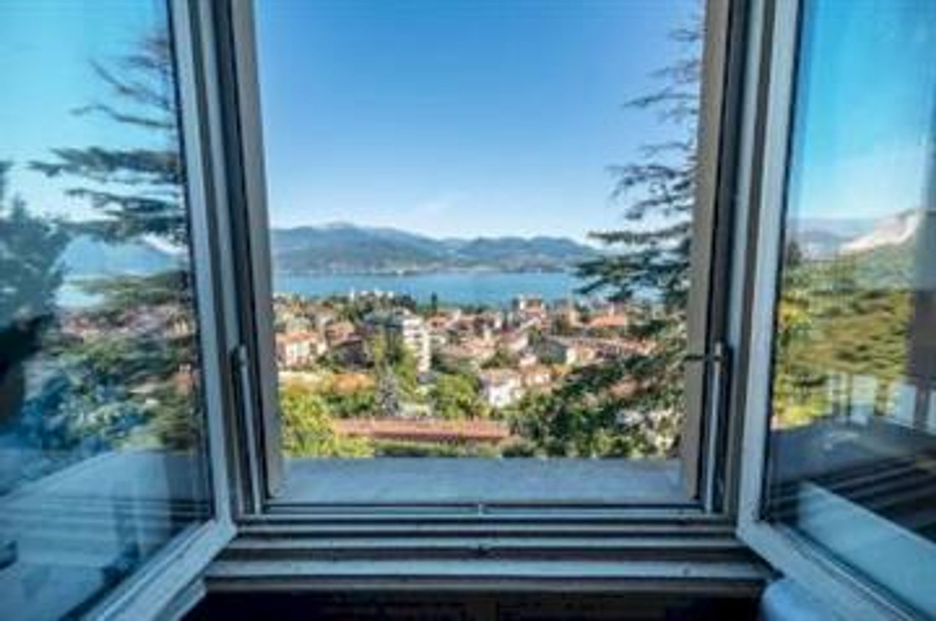 Будинок в Stresa, Piemonte 10068293