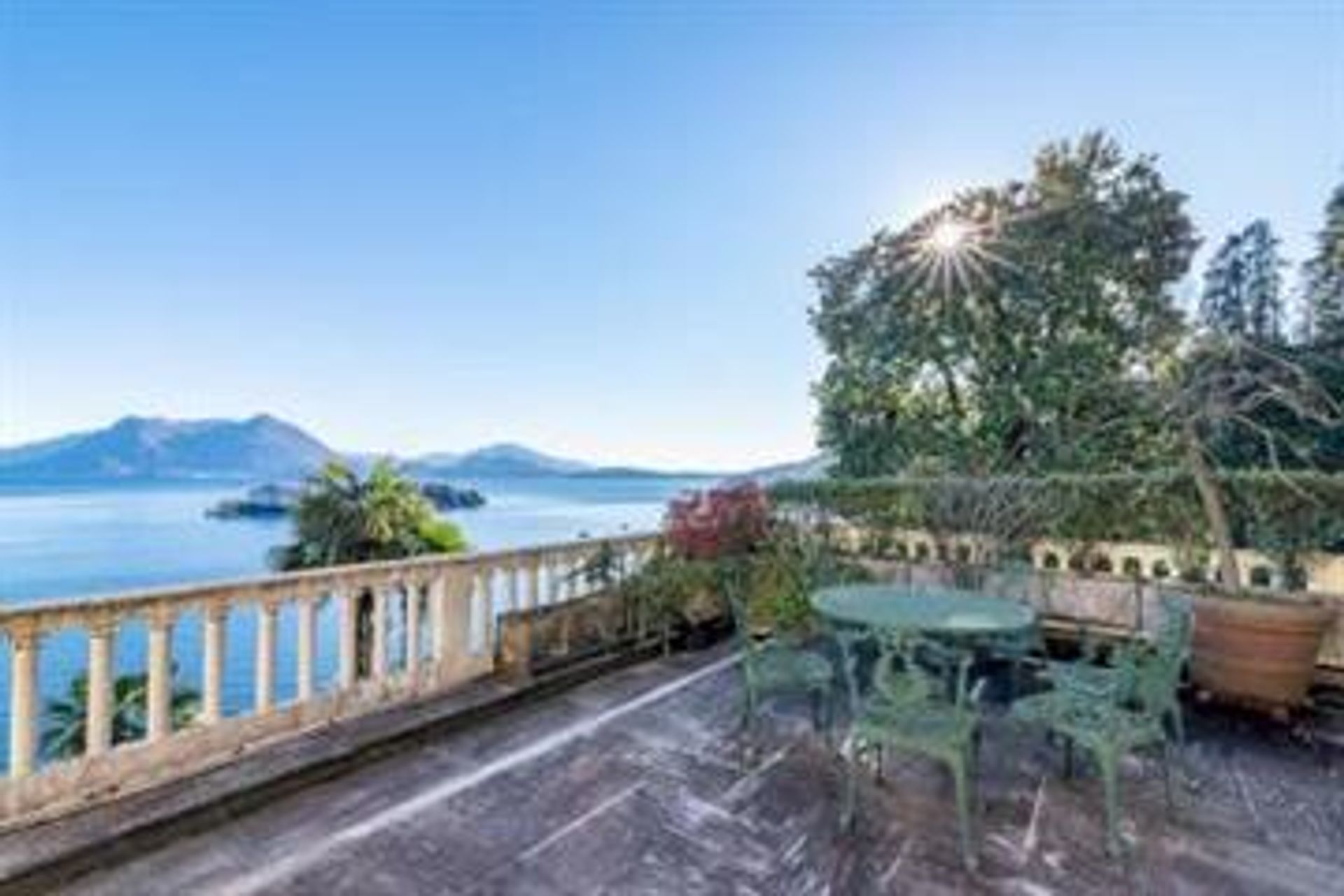 Condominium dans Baveno, Piémont 10068465