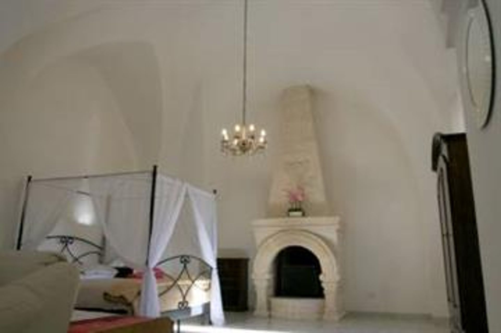 rumah dalam Oria, Puglia 10068895